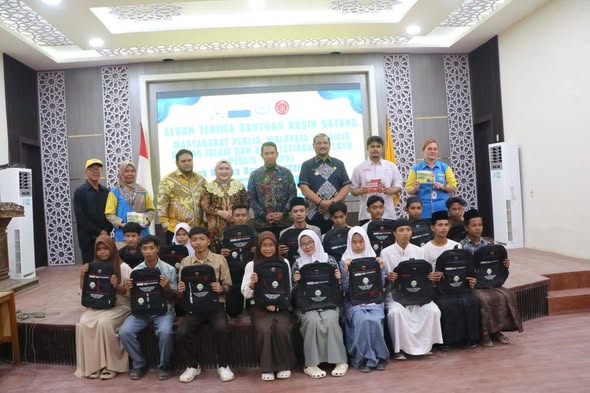 Bupati Aceh Tamiang Serahkan Bantuan Pendidikan dari Perlis